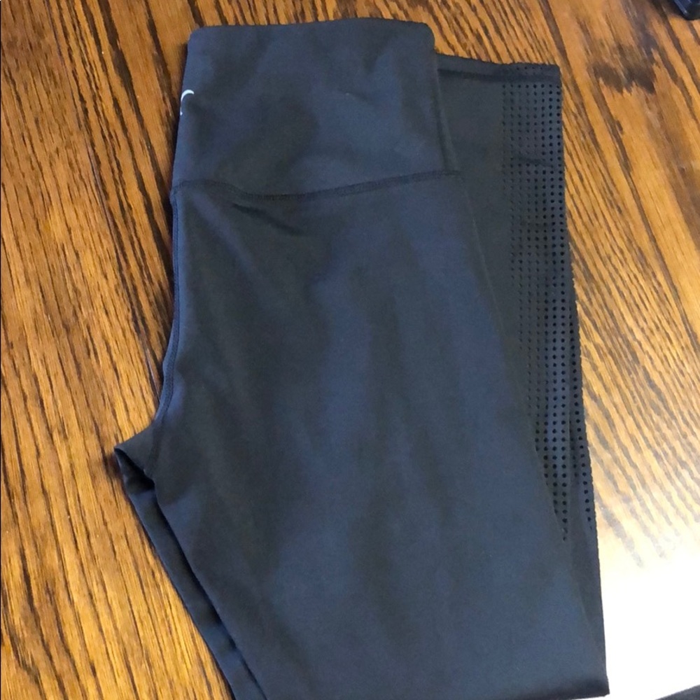 Zyia active light and tight black flame high rise